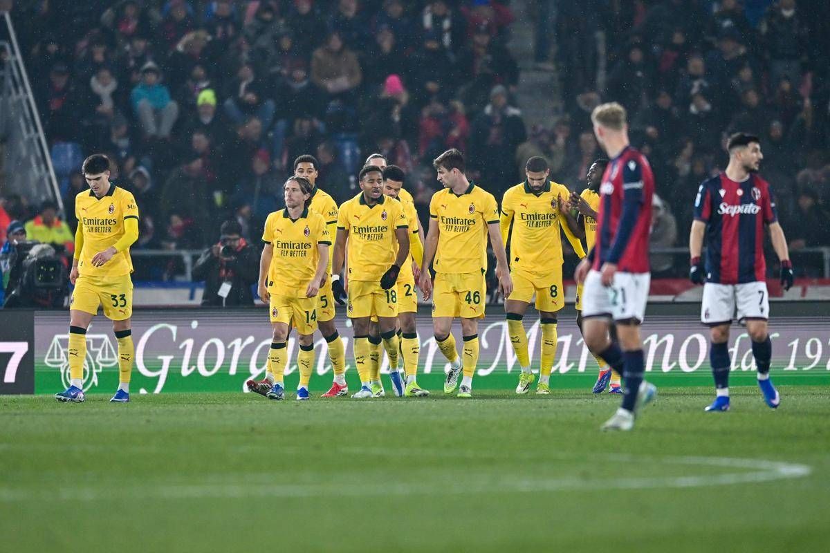 Nkunku lo salta, Ravaglia lo abbatte: calcio di rigore giusto in Bologna-Milan? - 
