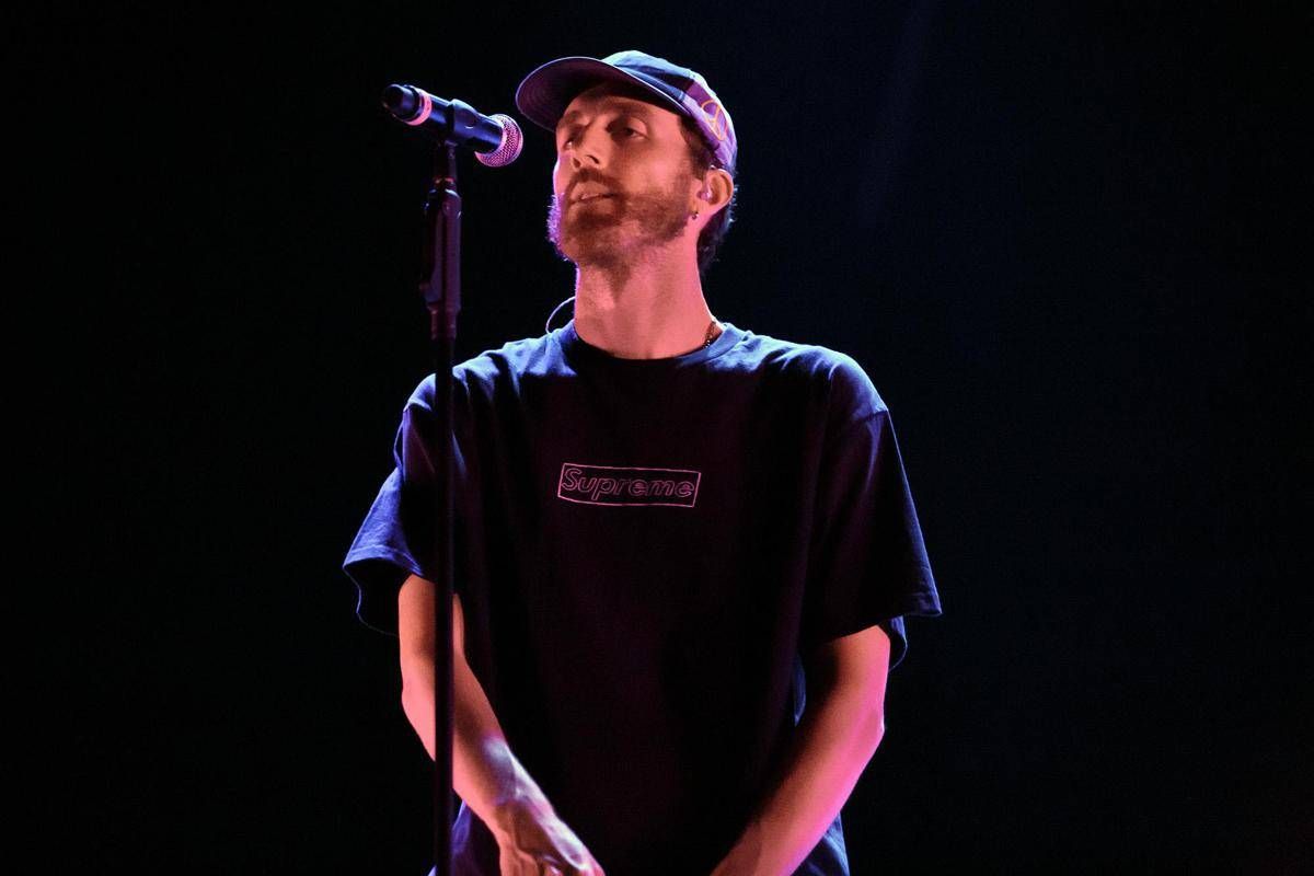 Sanremo 2026, Mecna chi è: la cover con Mara Sattei - 