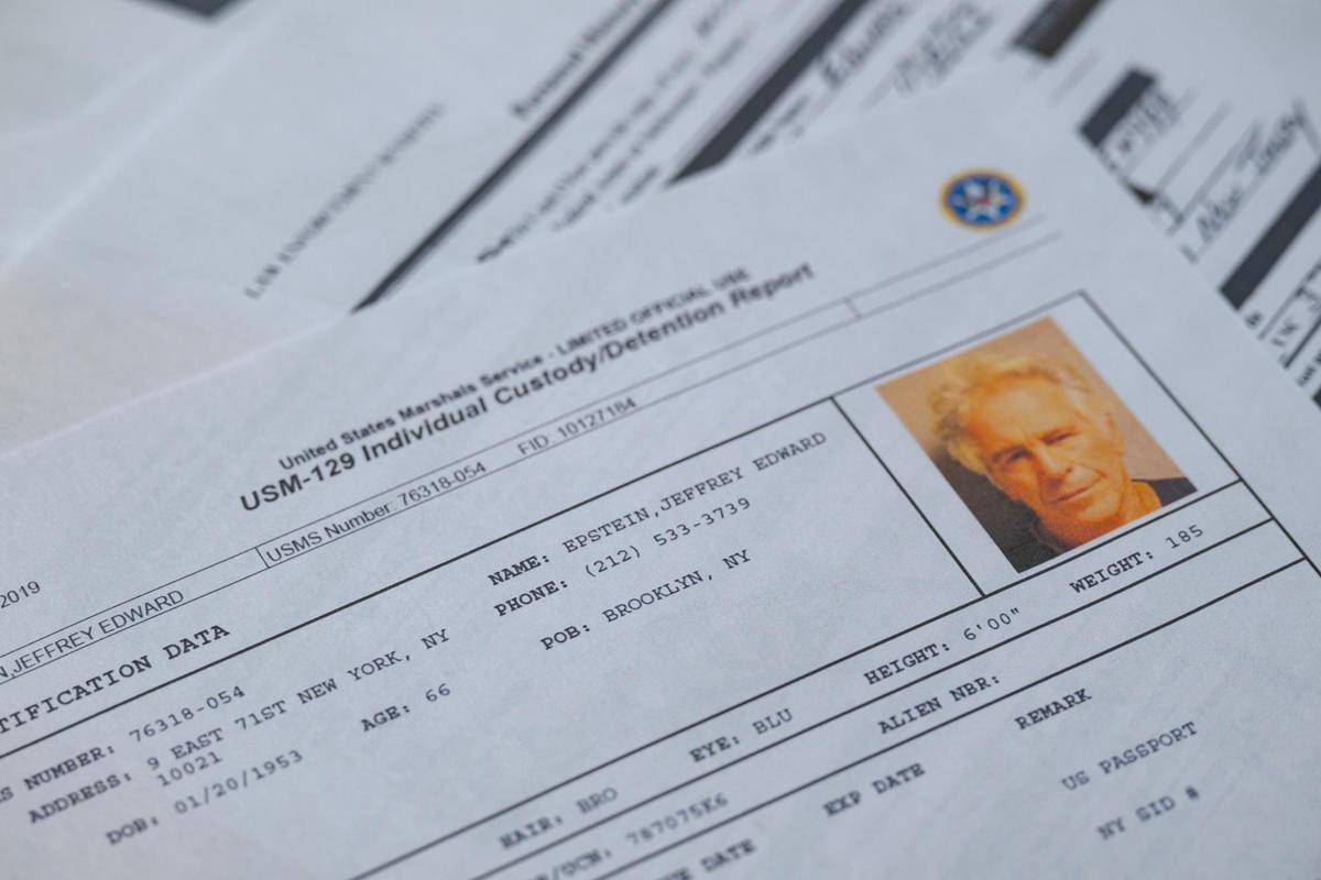 Epstein, quelle strane relazioni con la Russia e la speranza di un incontro con Putin - 