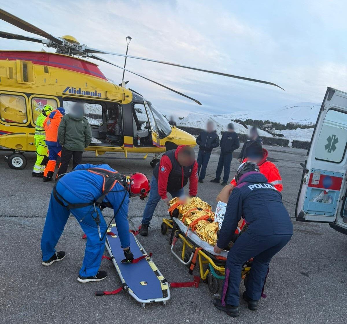 Soccorso di 26 persone dalla Polizia di Catania sulle piste di Piano Provenzana nel fine settimana - 
