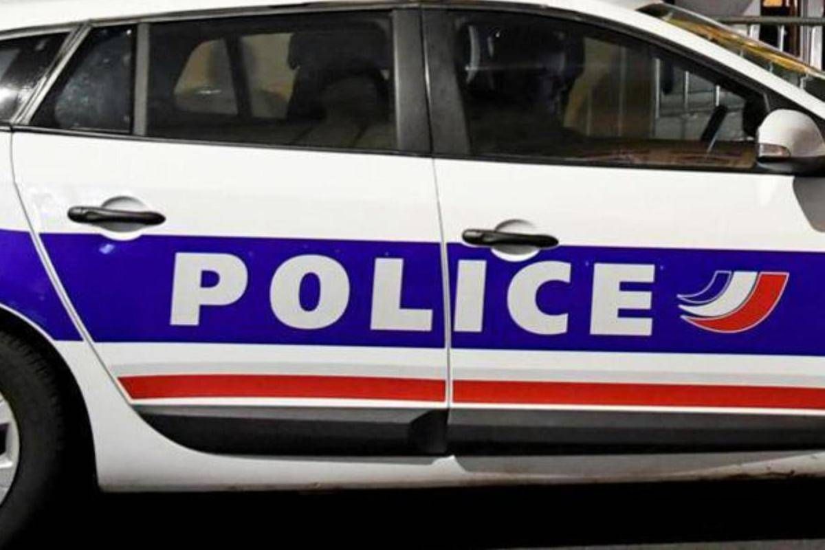 Francia, padre droga figlio di 5 anni e lo fa violentare da 10 uomini - 