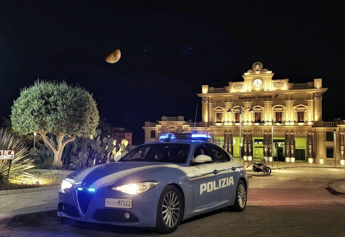 Arresto di un giovane per resistenza e lesioni: intervento della Polizia ad Agrigento durante la movida del sabato sera - 