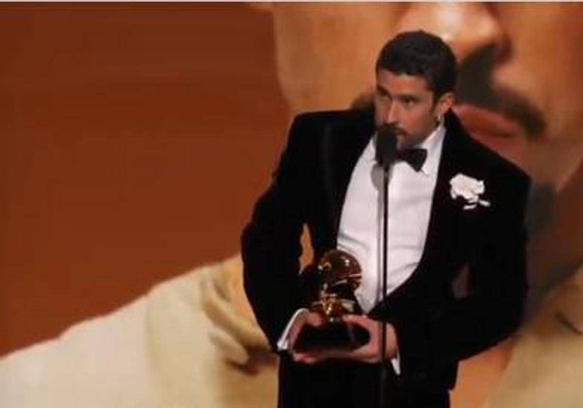 Grammy 2026, Bad Bunny contro l'Ice: "Non siamo selvaggi" - 