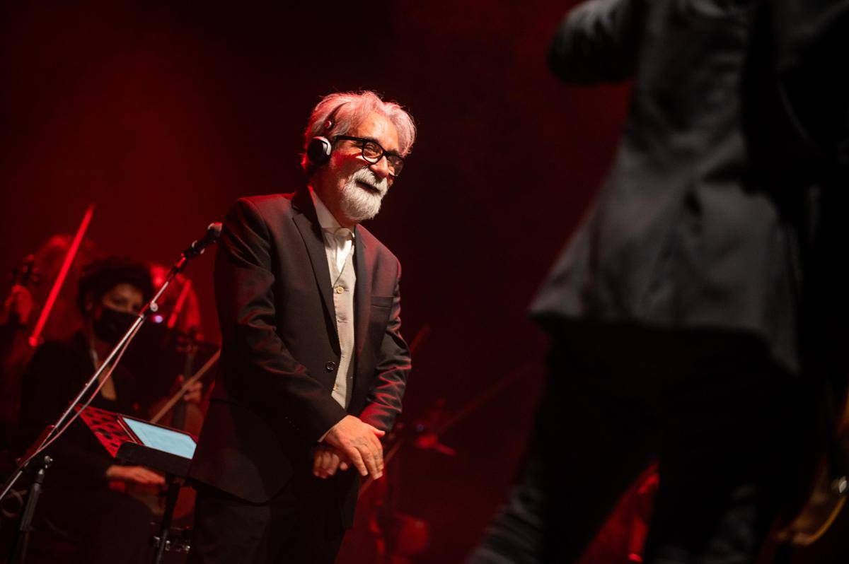 Sanremo 2026, omaggio a Peppe Vessicchio: l'indimenticabile maestro - 