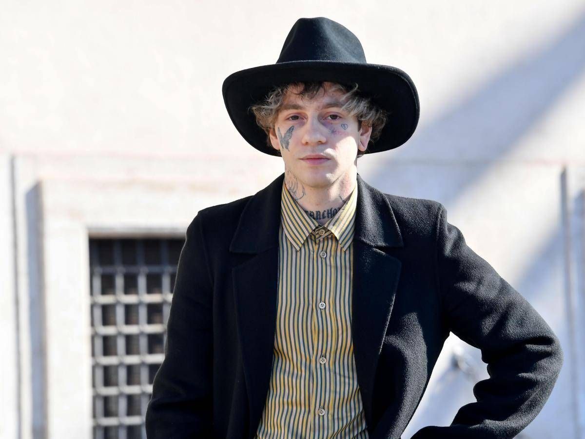 Sanremo 2026, Chiello chi è: esordi, la vita privata, l'amicizia con Rose Villain - 