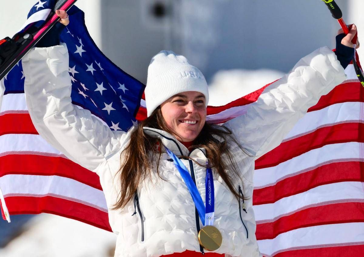 Johnson, capolavoro e disastro: vince l'oro in discesa e rompe la medaglia - 