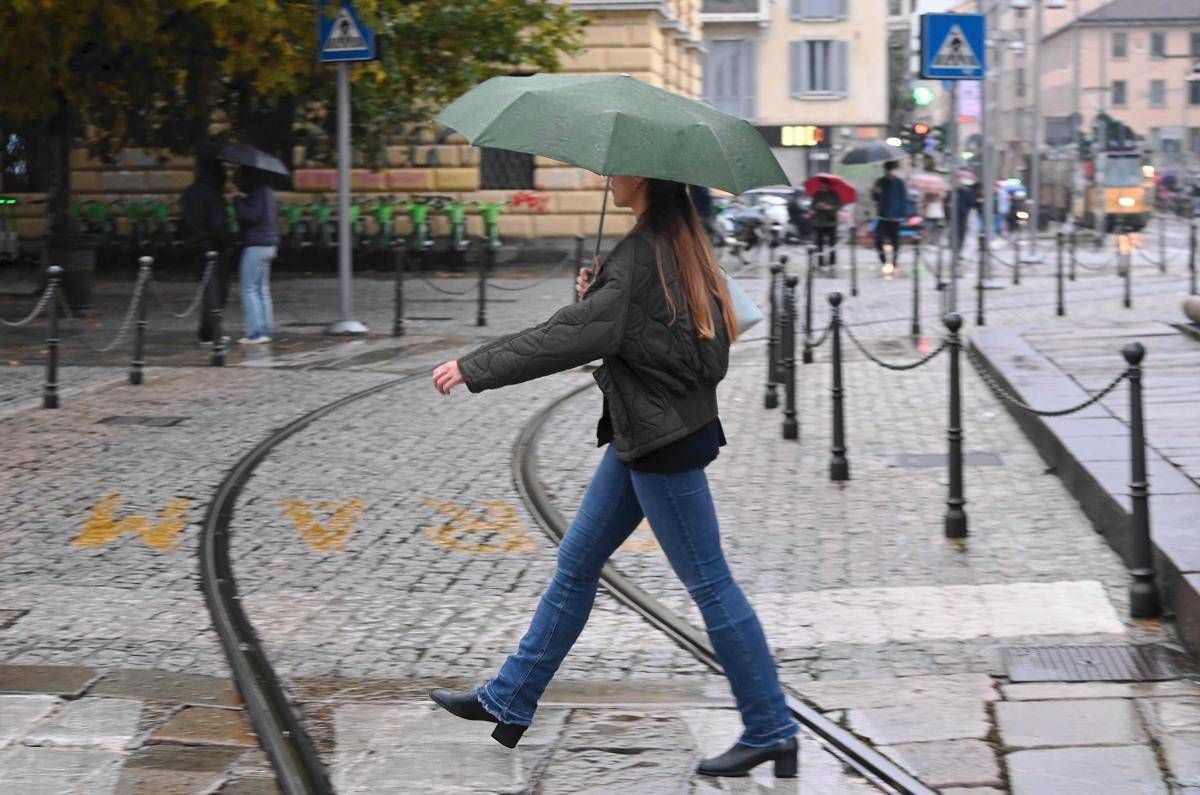 Maltempo senza tregua sull'Italia, attenzione agli effetti su umore e fisico - 