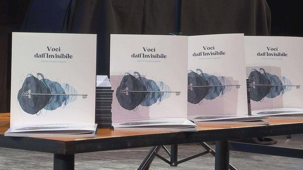Malattie rare, presentato 'Voci dall'invisibile', il libro di medicina narrativa della scuola Holden - 