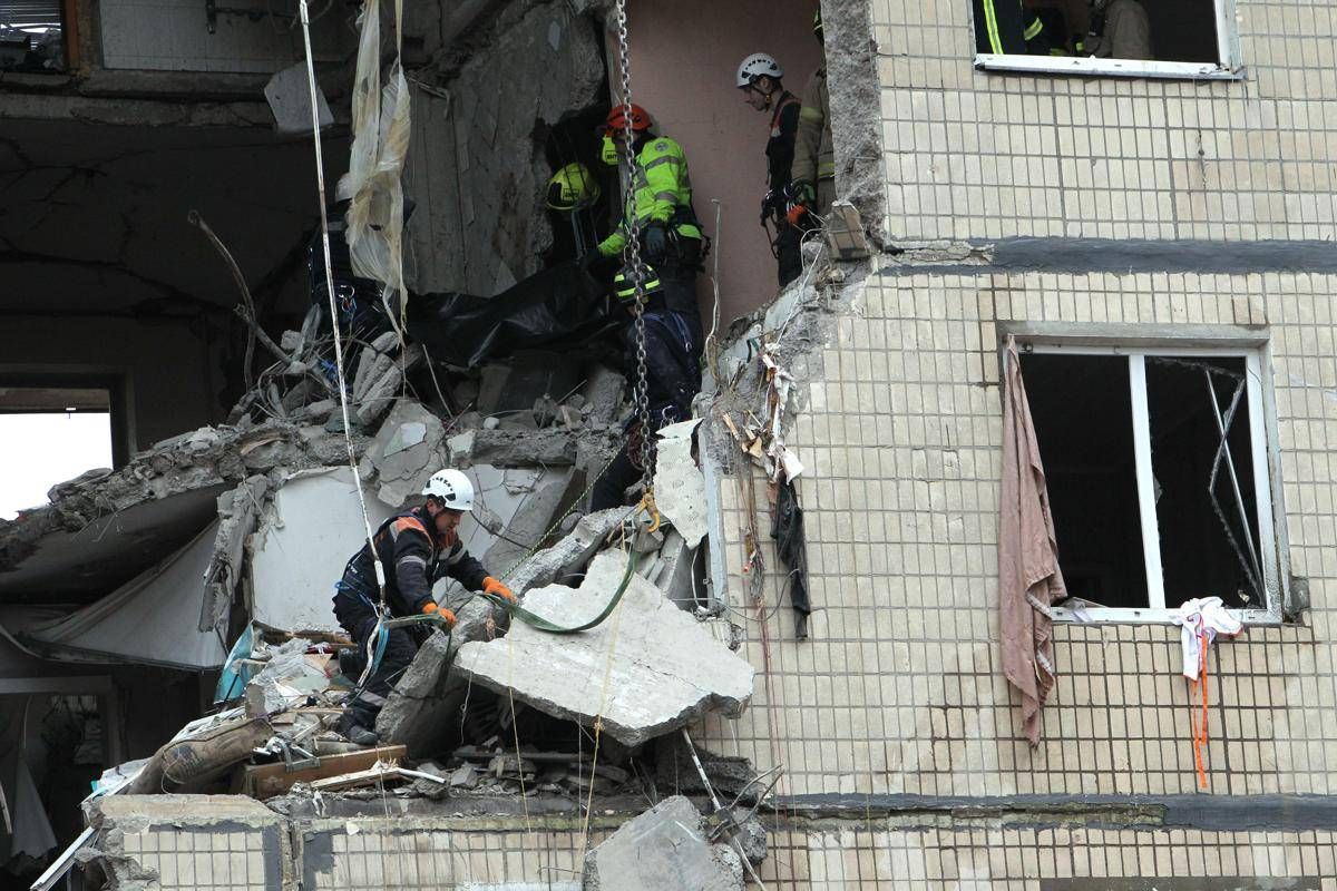 Ucraina, nessuna tregua: morti in attacco russo con droni a Dnipro - 