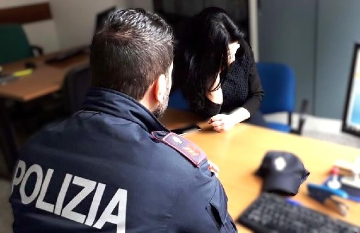 Polizia di Caltanissetta: arresto ai domiciliari per un uomo accusato di maltrattamenti e minacce alla compagna. - 