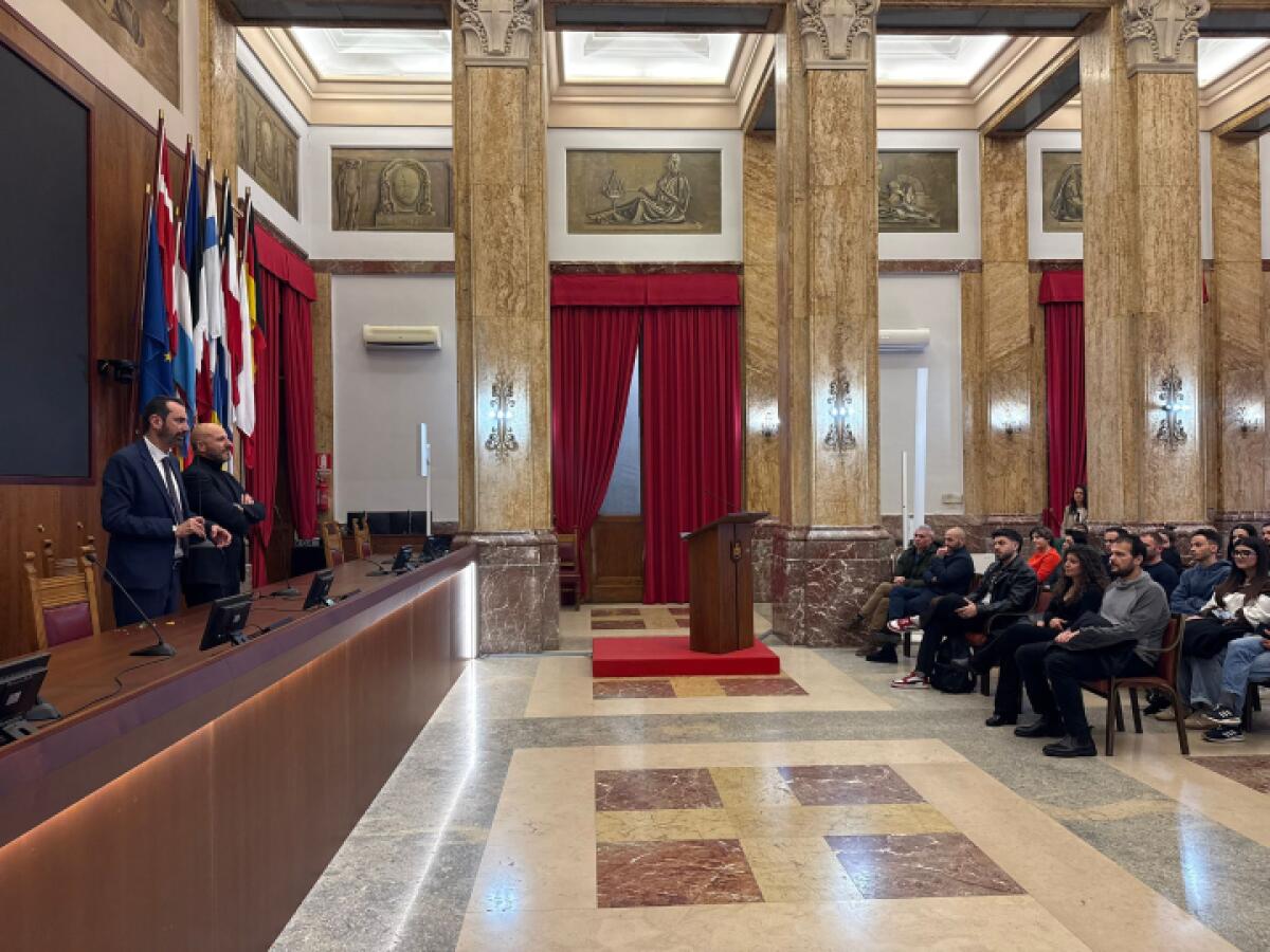 Il Sindaco Federico Basile accoglie nuove iniziative al Comune di Messina - 