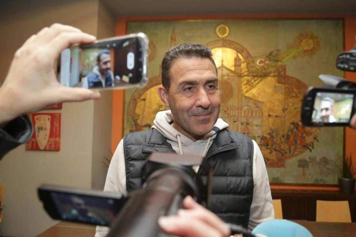 Futuro nazionale, ricerca SocialCom: Vannacci infiamma il web, +1.400% conversazioni - 