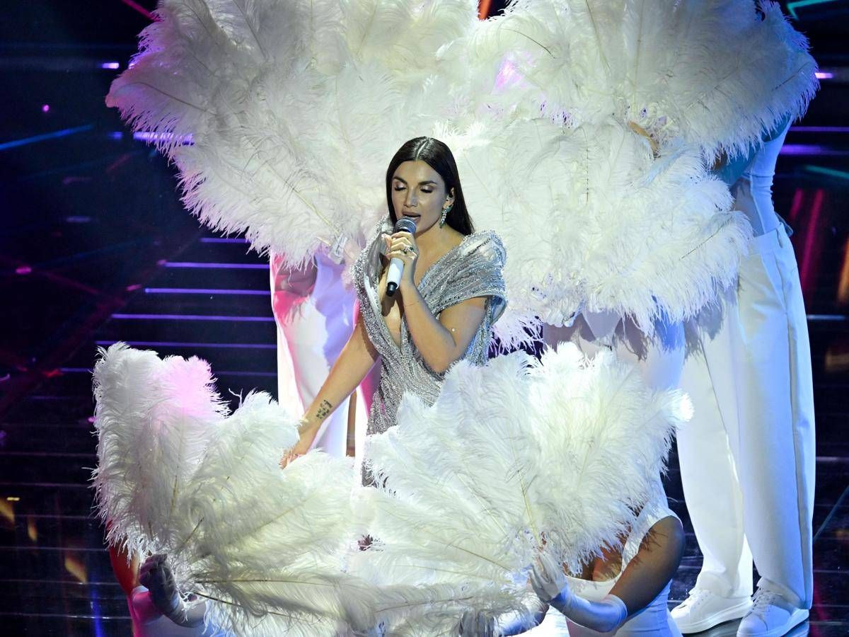 Elettra Lamborghini a caccia di punti per FantaSanremo: "Qua non vinco un tubo" - 