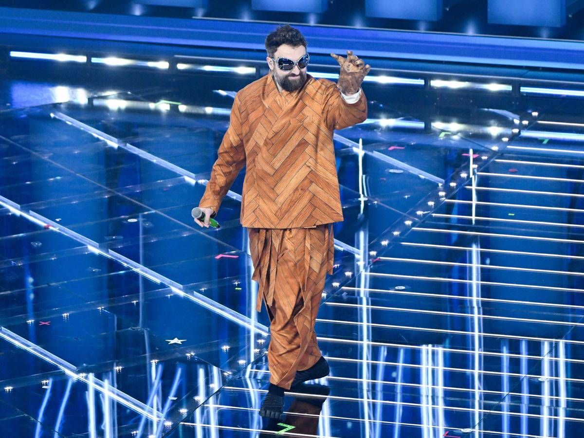 Sanremo 2026, Dargen D'Amico chi è: in gara con il brano 'Ai ai' - 