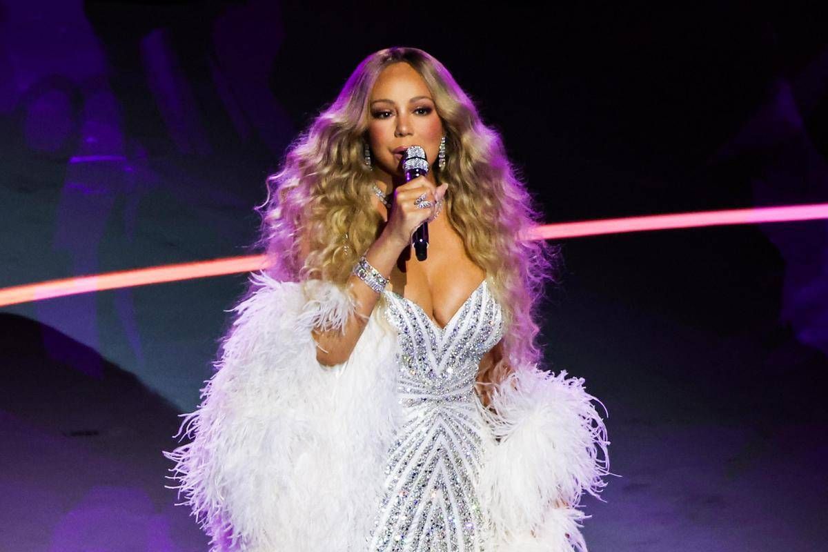 Mariah Carey e il segreto del 'gobbo' nella cerimonia di Milano Cortina - 
