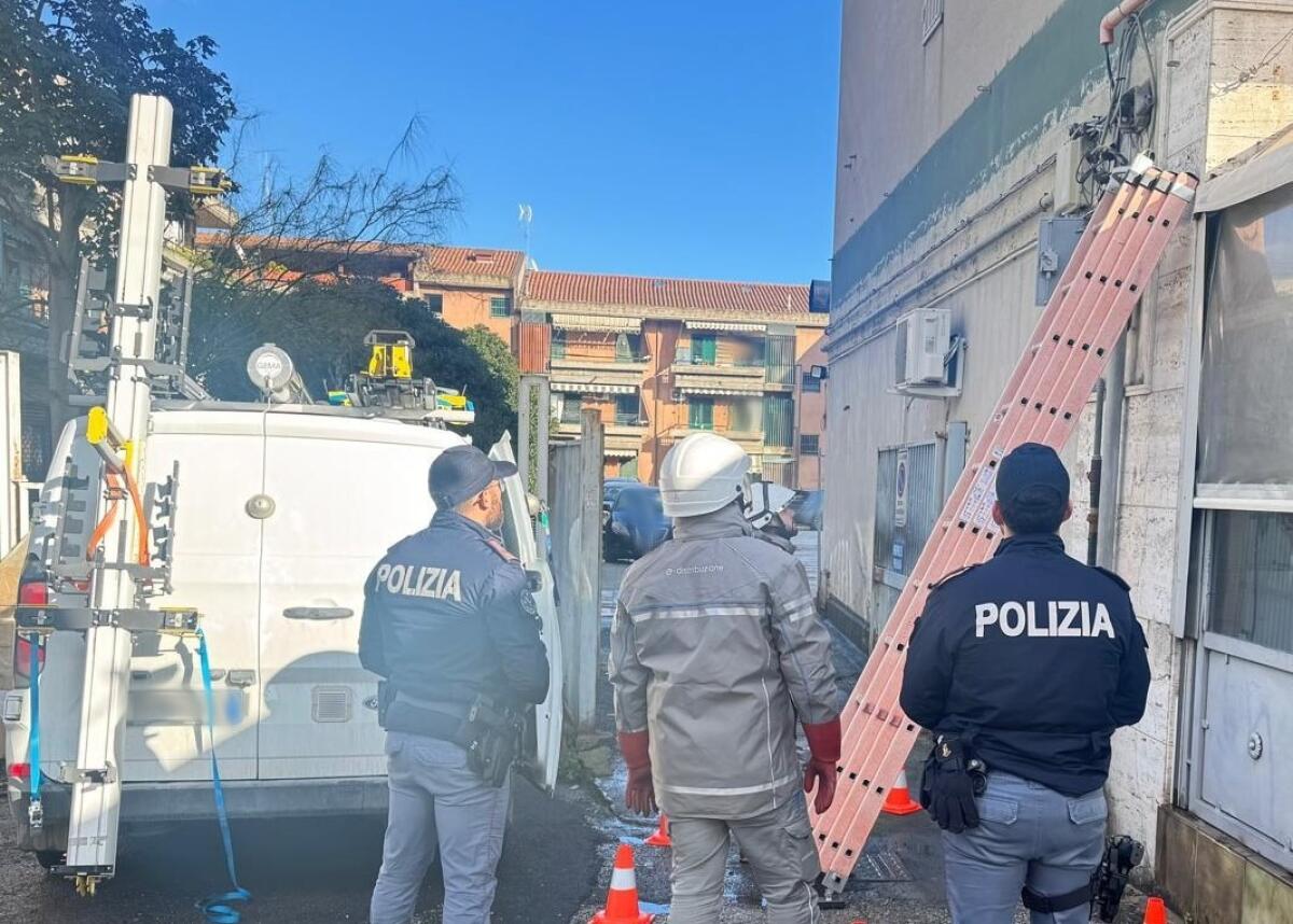 Controllo Straordinario della Polizia a Catania: Scoperti Furti di Energia nel Quartiere San Cristoforo - 