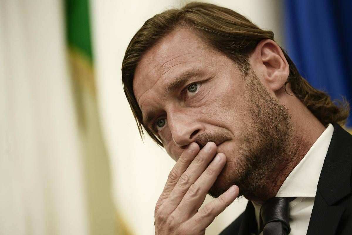 Abbandono di minore, archiviazione per Francesco Totti e Noemi Bocchi - 