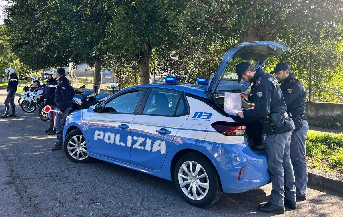 Controlli intensificati della Polizia a Catania: scovate sostanze stupefacenti e irregolarità stradali nel quartiere San Giovanni Galermo - 