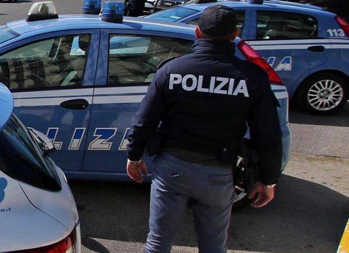 Torino, uomo trovato in strada senza vita: non si esclude ipotesi suicidio - 