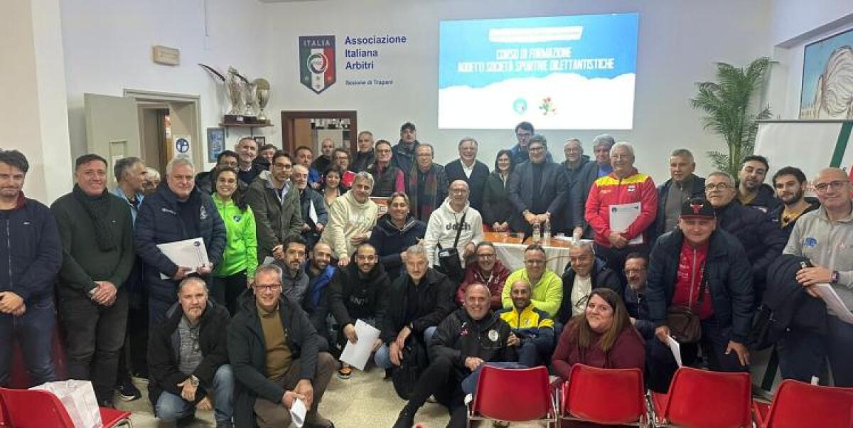 Formazione Continua per Dirigenti Dilettantistici: Il Comitato Sicilia LND Raccoglie il Consenso a Trapani - 