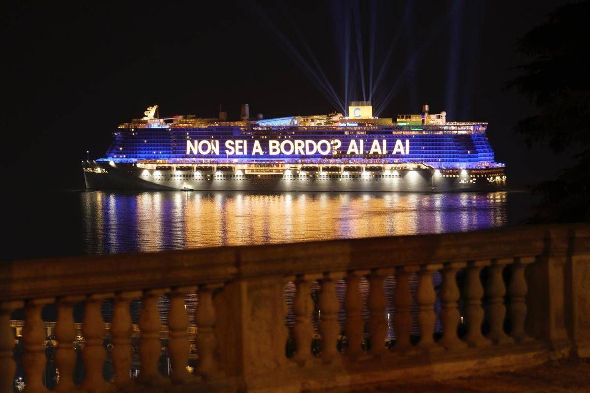 Sanremo: tra Disco Night e Old West, Costa Toscana si accende a ritmo di musica - 