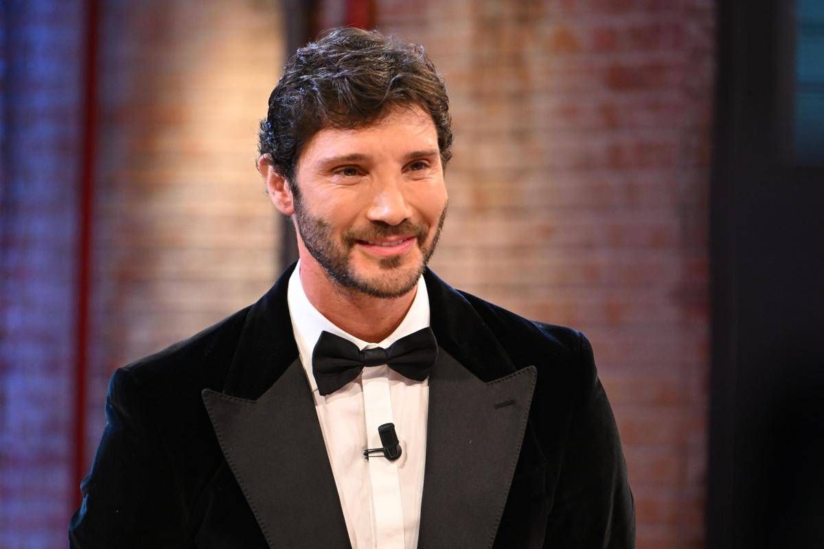 Ascolti tv, 'Affari tuoi' conquista la prima serata e vince con il 23,4% share - 