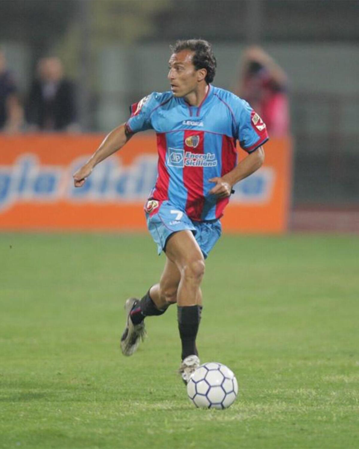 Calcio Catania: Ultimo Saluto a Orazio Russo con Camera Ardente allo Stadio Angelo Massimino - 