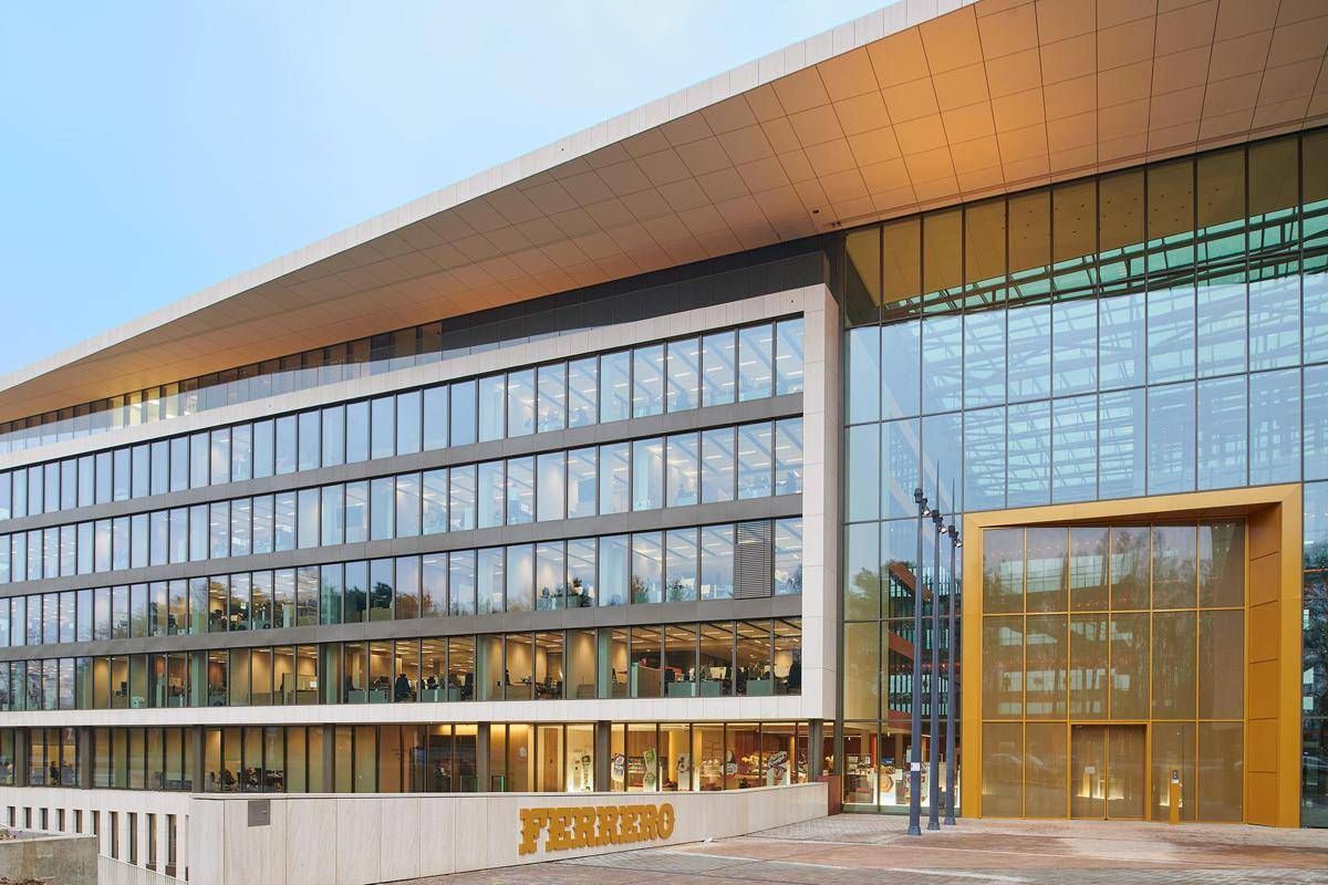 Ferrero, continua crescita globale, in 2024/2025 fatturato + 4,6% a 19,3 miliardi - 