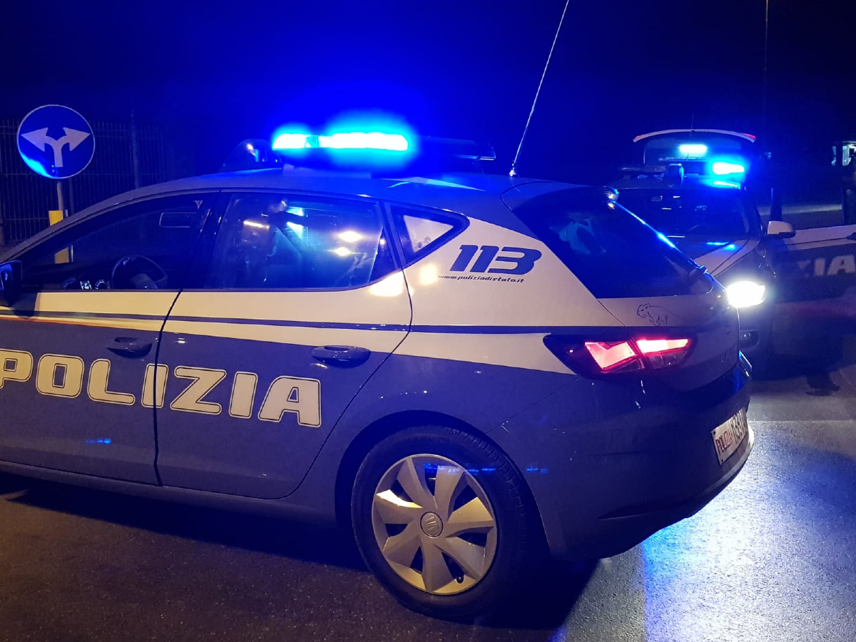 Palermo, Viale Strasburgo: anziana raggirata da finto carabiniere, rubati 4.500€ e due pistole - 