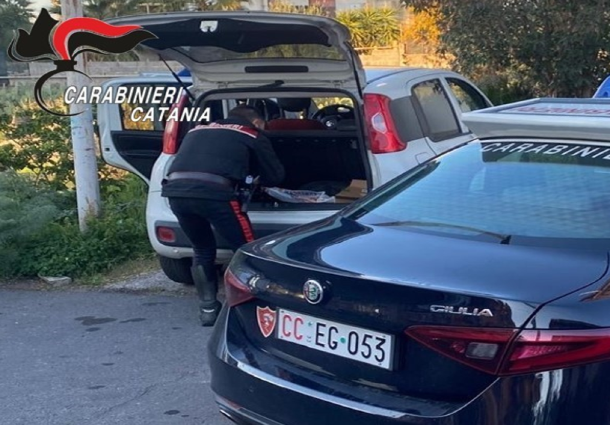 Tremestieri Etneo: denunciato 37enne, sequestrati 21 grammi di marijuana - Credit Foto Carabinieri di Catania