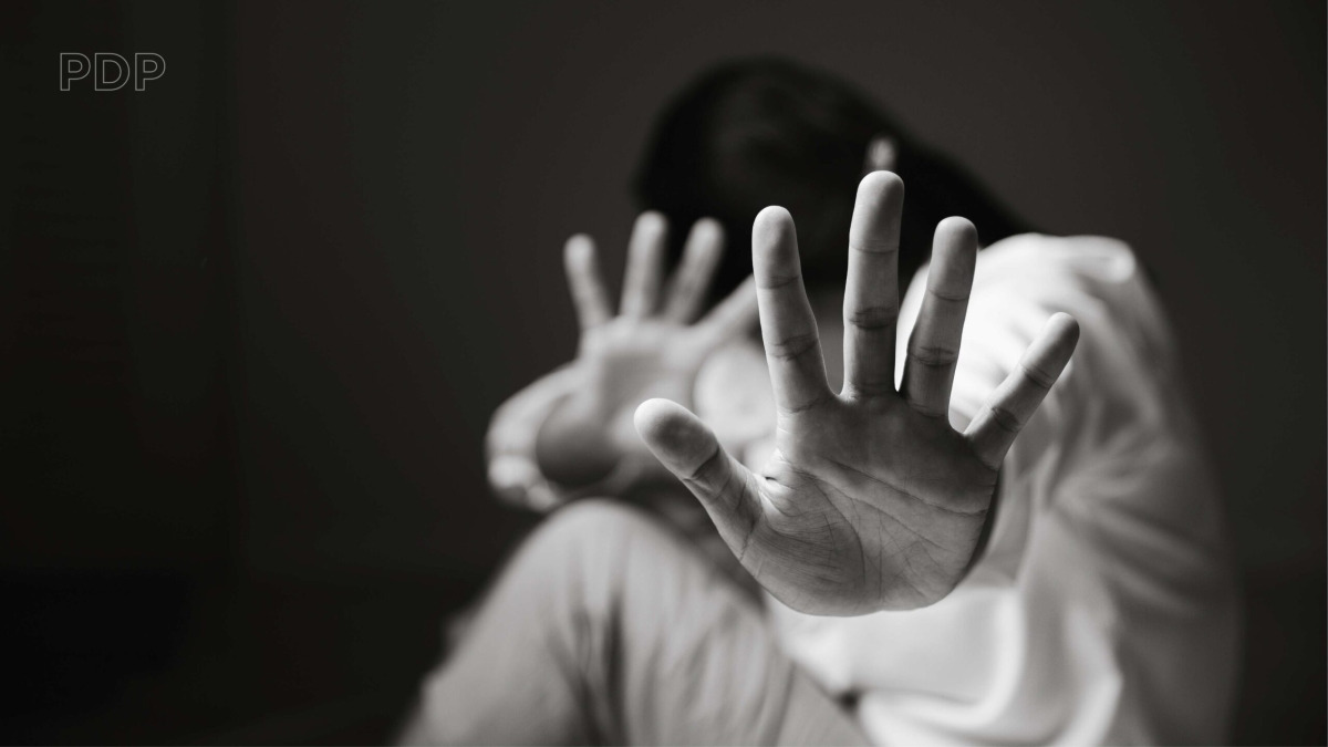 Stalking a Sant'Agata di Militello: divieto di avvicinamento e braccialetto per l'ex compagno - 