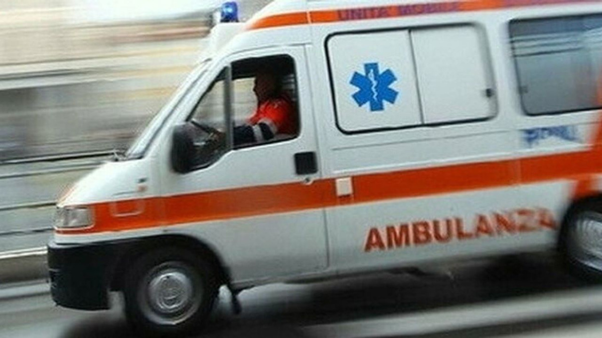 Palermo, frontale scooter–Suv in via Messina Marine: 37enne in ospedale in codice rosso - 