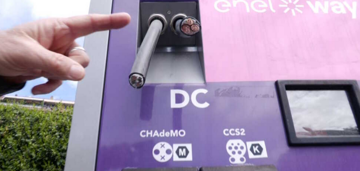 Catania, colonnine Enel X vandalizzate per il rame: cavi tranciati in più quartieri, automobilisti a piedi - 