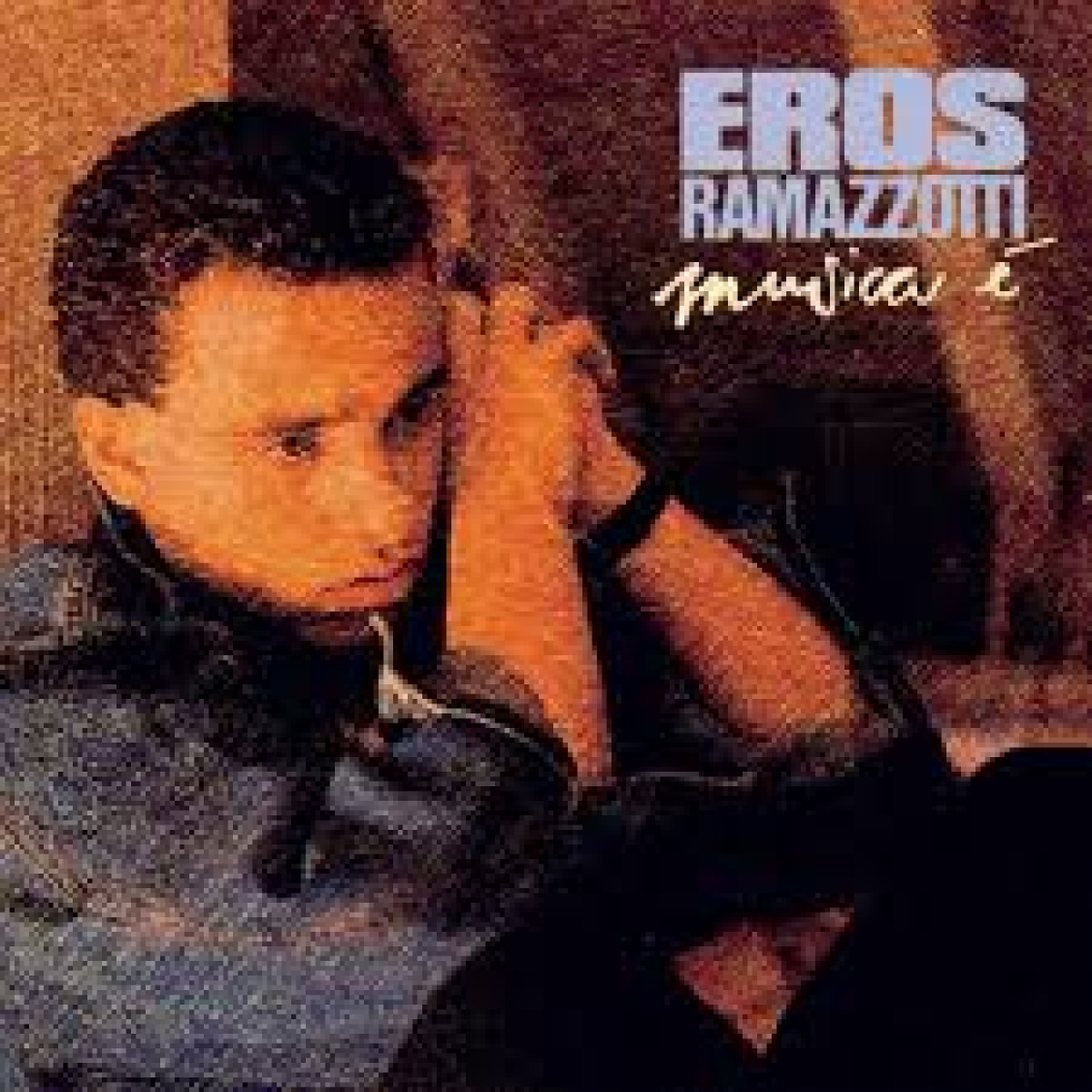 “Musica è”: quando Eros Ramazzotti ha raccontato in una canzone ciò che tutti abbiamo provato almeno una volta - 