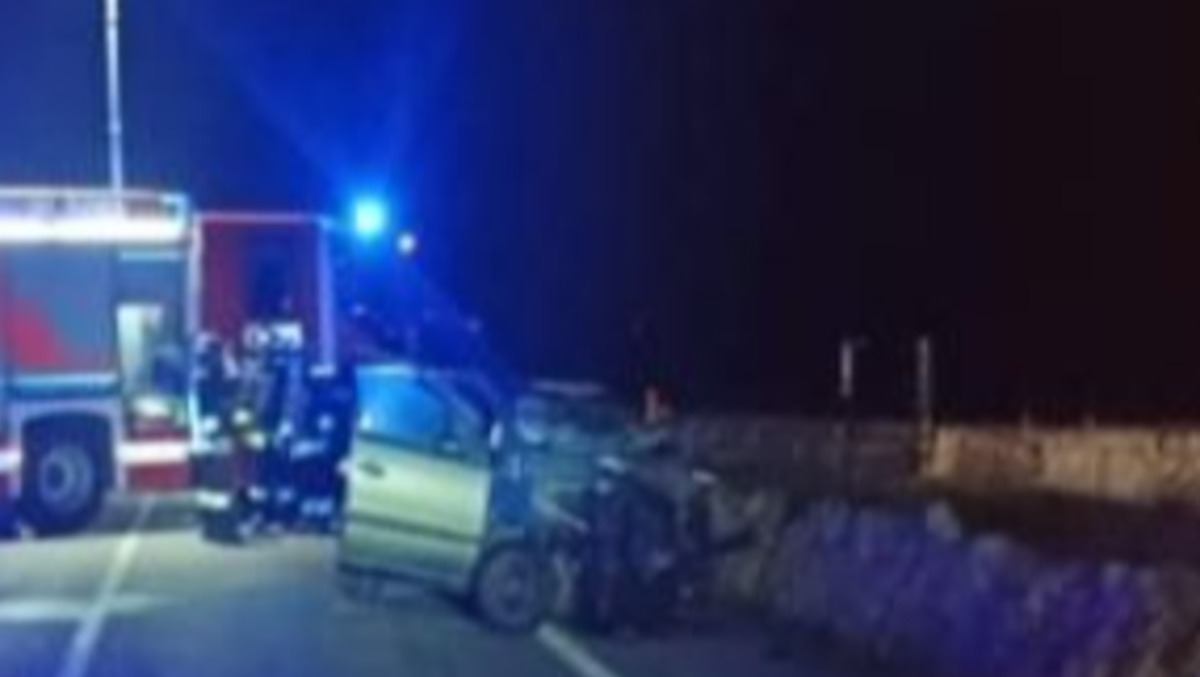 Incidente mortale nel Ragusano: vittima 70enne, ricerche per un'auto pirata grigia - 