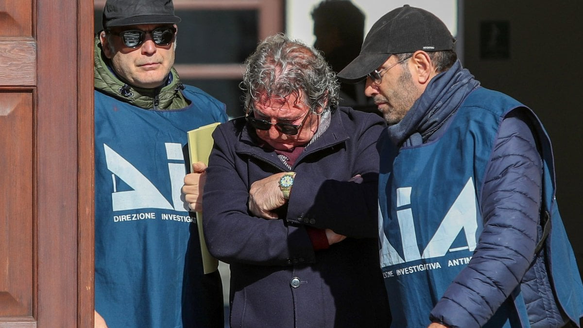 Cassazione conferma condanne per estorsioni all'Arenella: 20 anni a Gaetano Scotto, 12 a Francesco Costa e Francesco Paolo - 