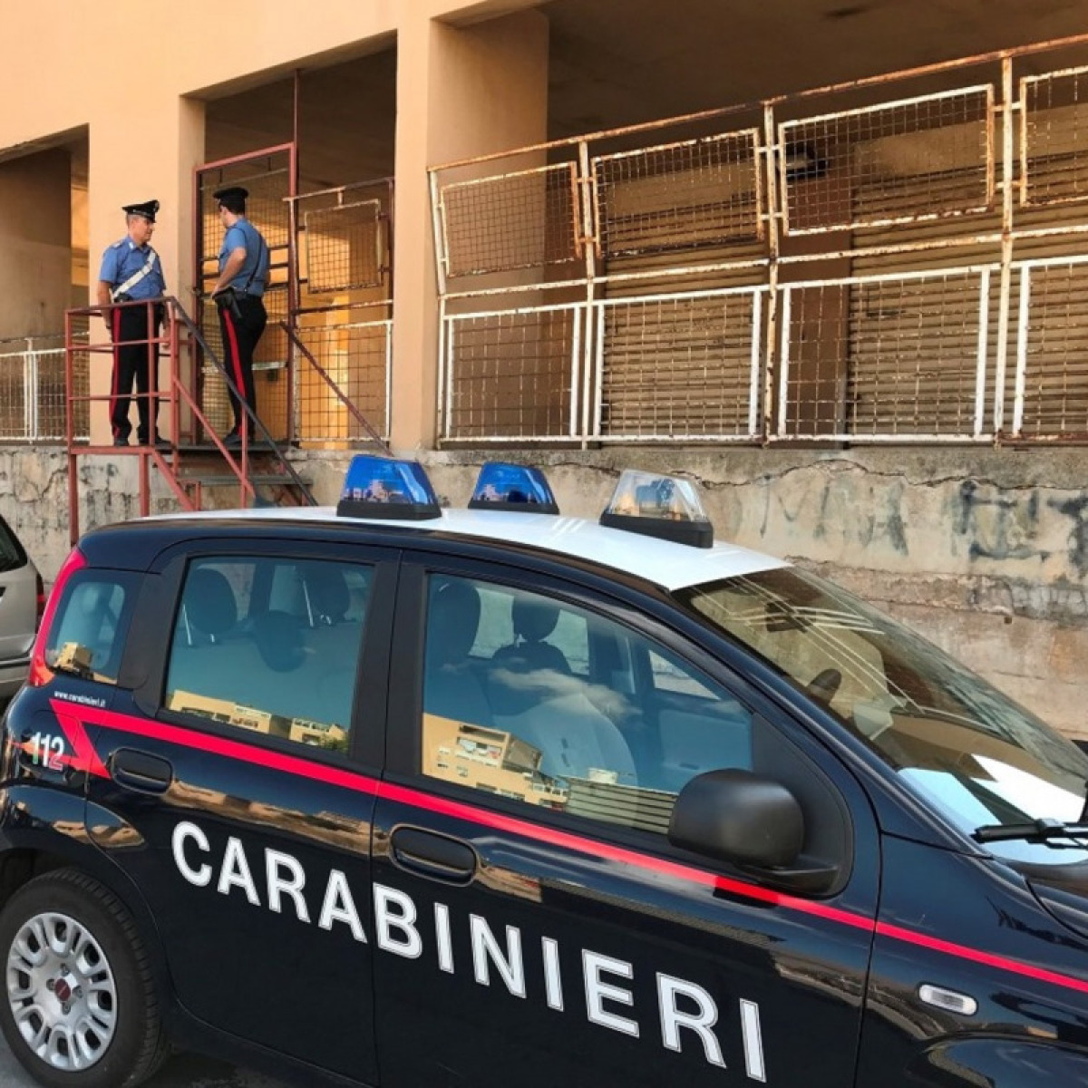 Palermo: arrestato 43enne con droga in casa e un POS per i pagamenti - 