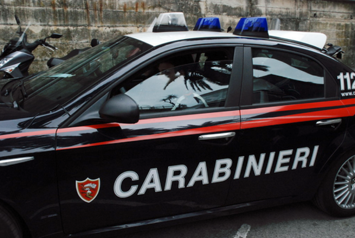 Tentata estorsione e pestaggio a Camastra: arrestato 23enne, vittima con prognosi di 10 giorni - 