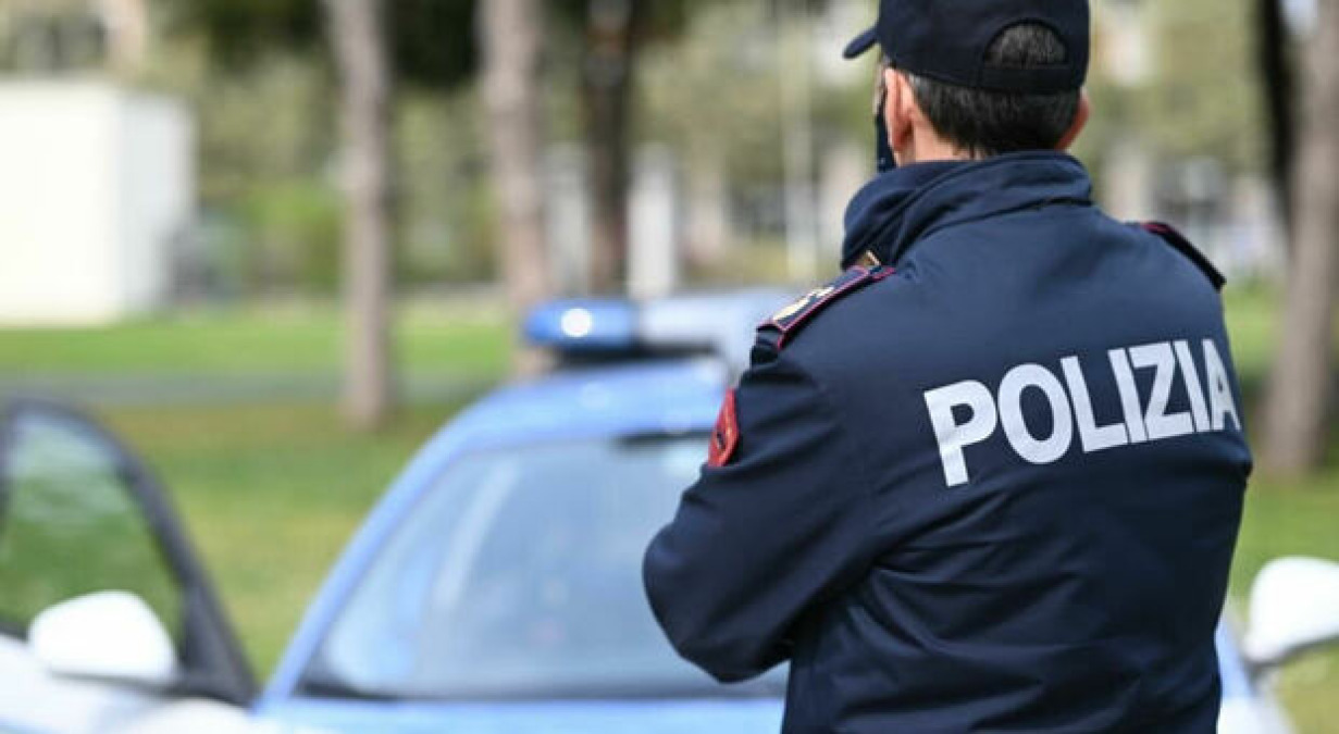 Palermo: due giovani arrestati in flagranza mentre tentavano di rubare un'auto - 