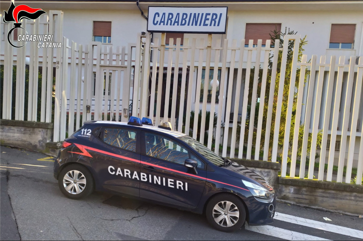 Acireale: arrestato 32enne per spaccio dopo controllo con unità cinofile - 