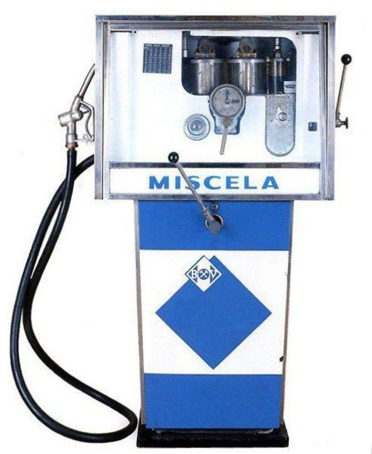 Il distributore della miscela: un ricordo che profuma di passato - 