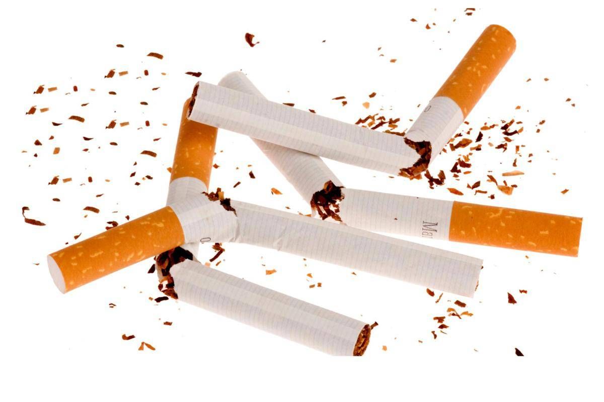 Campagna per aumentare di 5 euro il costo delle sigarette, raccolte 35mila firme - 