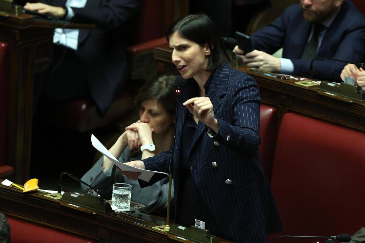 Iran, opposizioni non credono ad appello a coesione: "Meloni vuole lotta nel fango", Schlein: "Posi la clava" - 