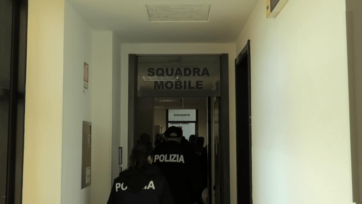 Operazione "Drug Parking": La Polizia di Ragusa smantella rete di traffico di droga con dieci arresti - 