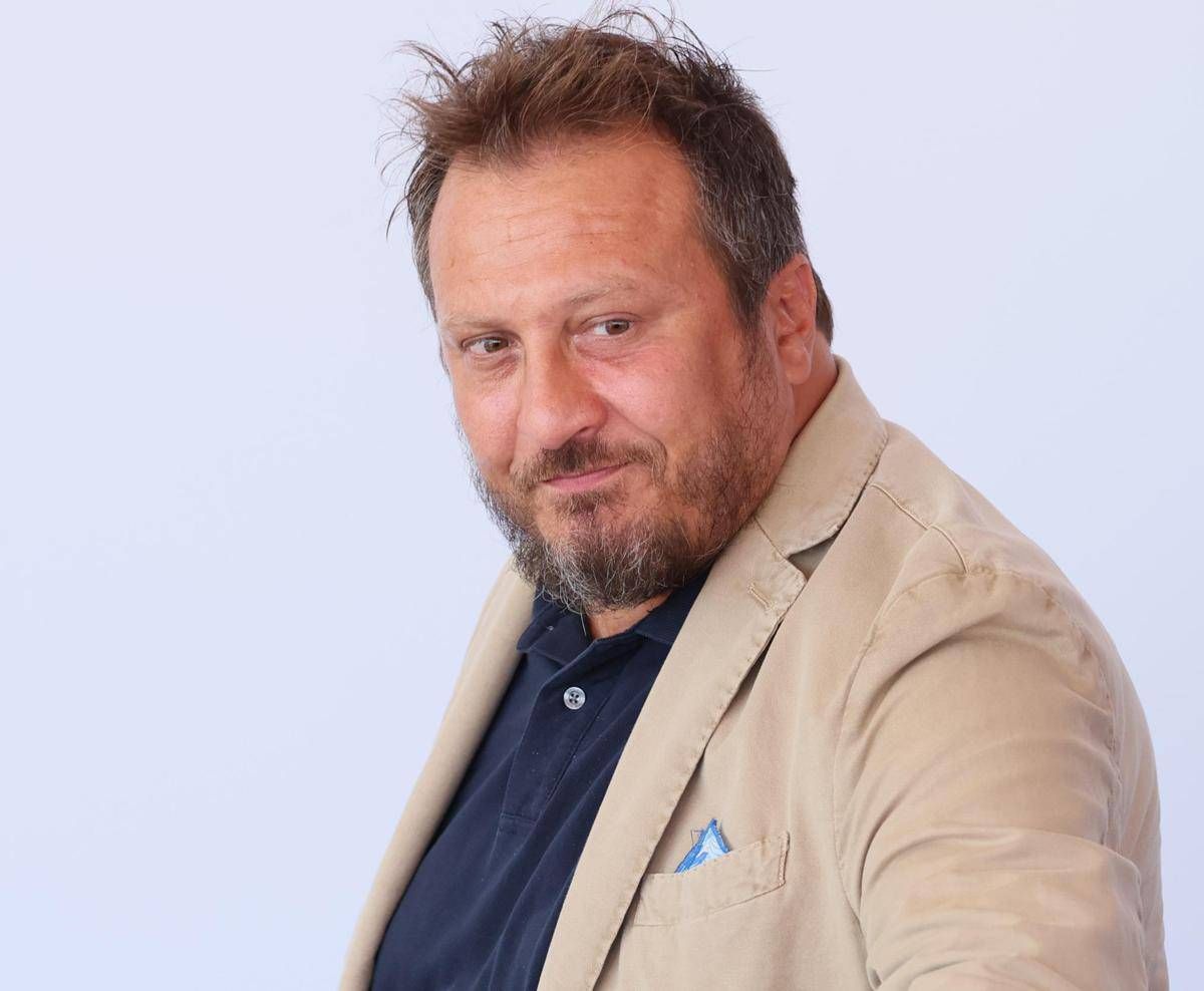 "Chi vota sì al referendum possa morire domani", lo 'show' di Montanini - 