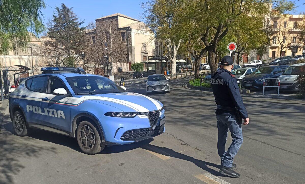 Controlli Straordinari della Polizia a Catania: Sanzionati 108 Automobilisti e 62 Veicoli Controllati - 