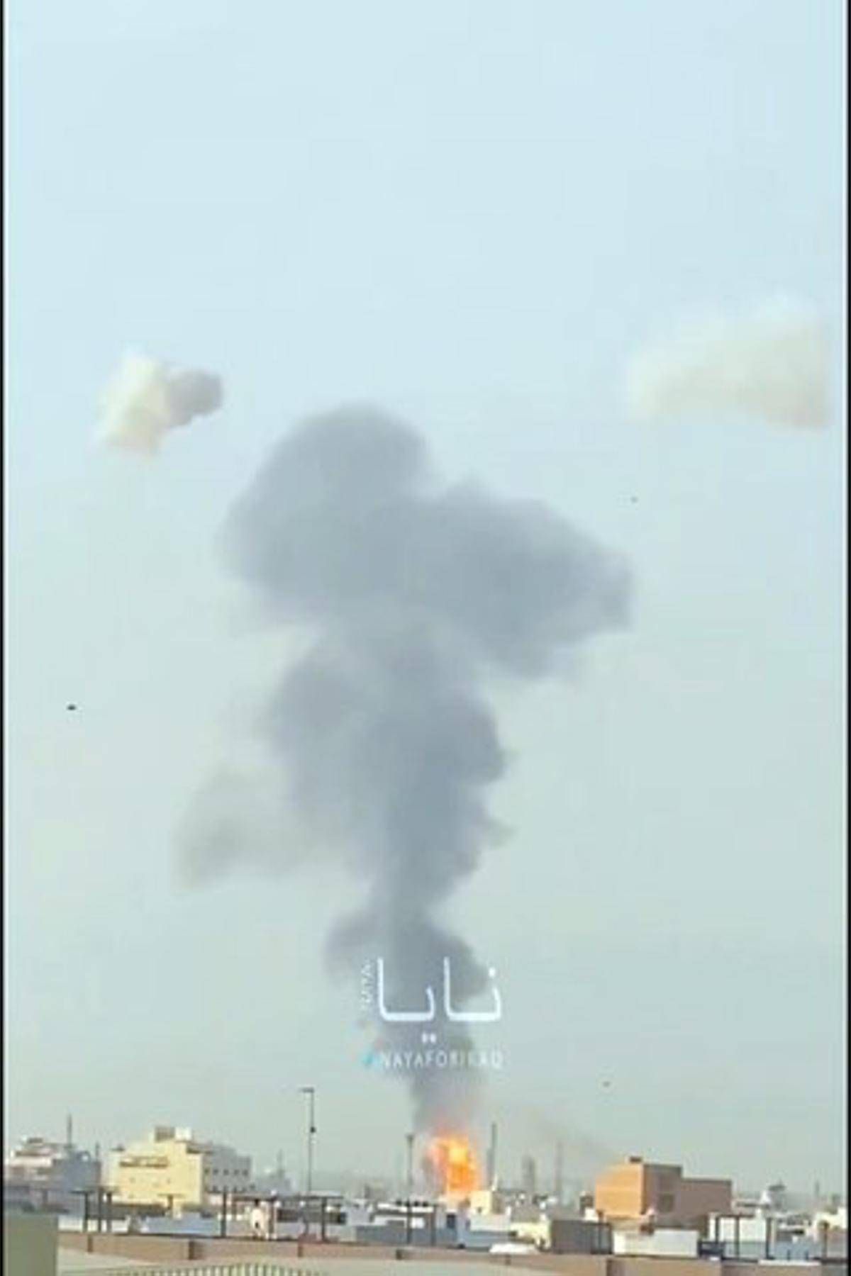 Iran, attacco con droni contro Bahrain: incendio nella raffineria - 