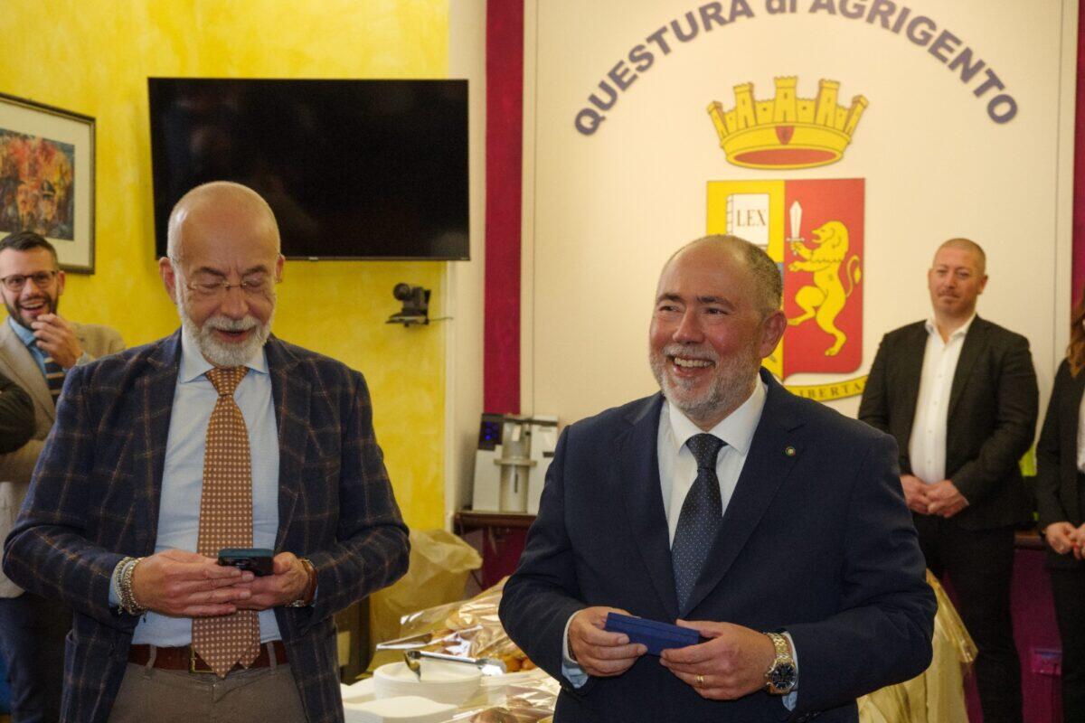 Il Questore di Agrigento onora l'Ispettore Alletto Antonino dopo 41 anni di servizio - 