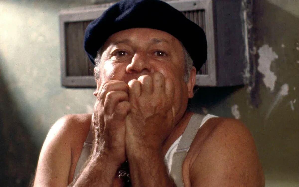 Esce nelle sale il primo film della saga di Fantozzi: 27 marzo 1975, l'arrivo del ragionier Ugo Fantozzi - 