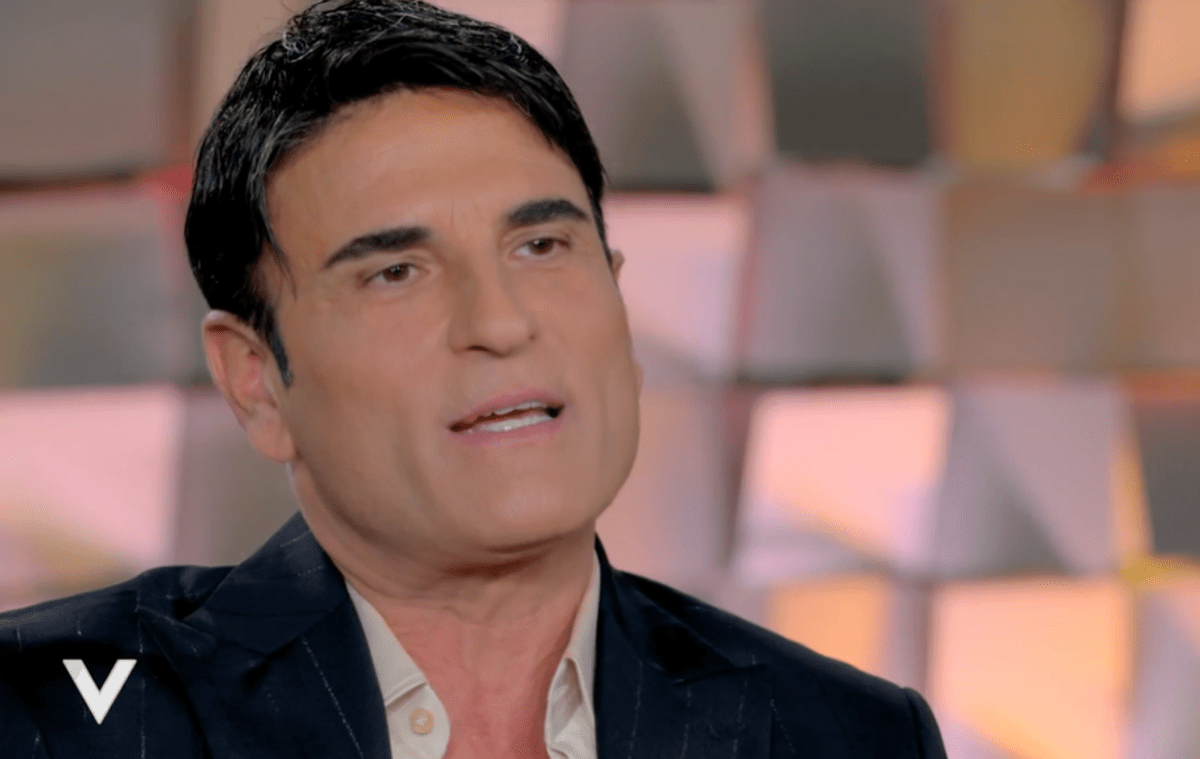 Sal Da Vinci, il retroscena prima della vittoria a Sanremo: cosa gli ha detto Laura Pausini - 